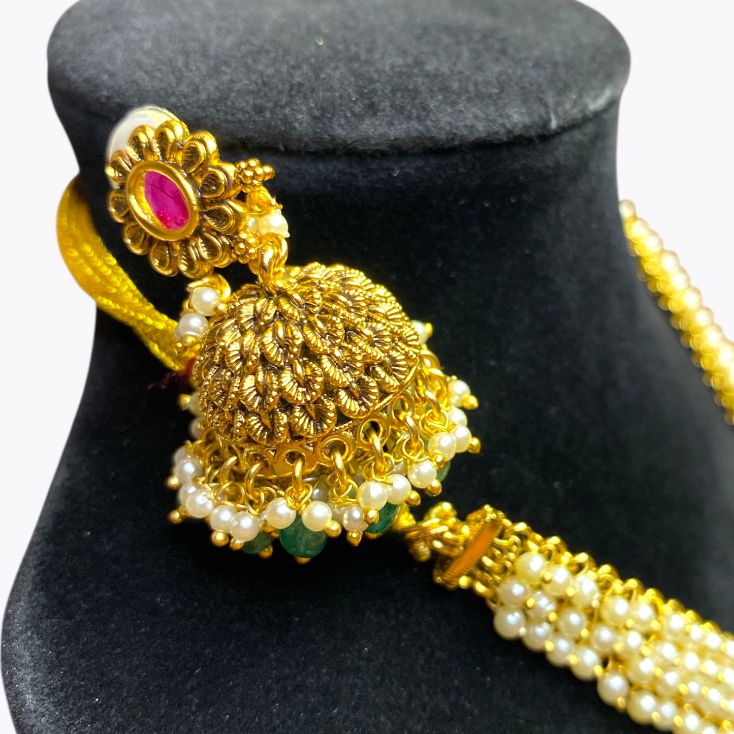 Temple necklace and earrings set