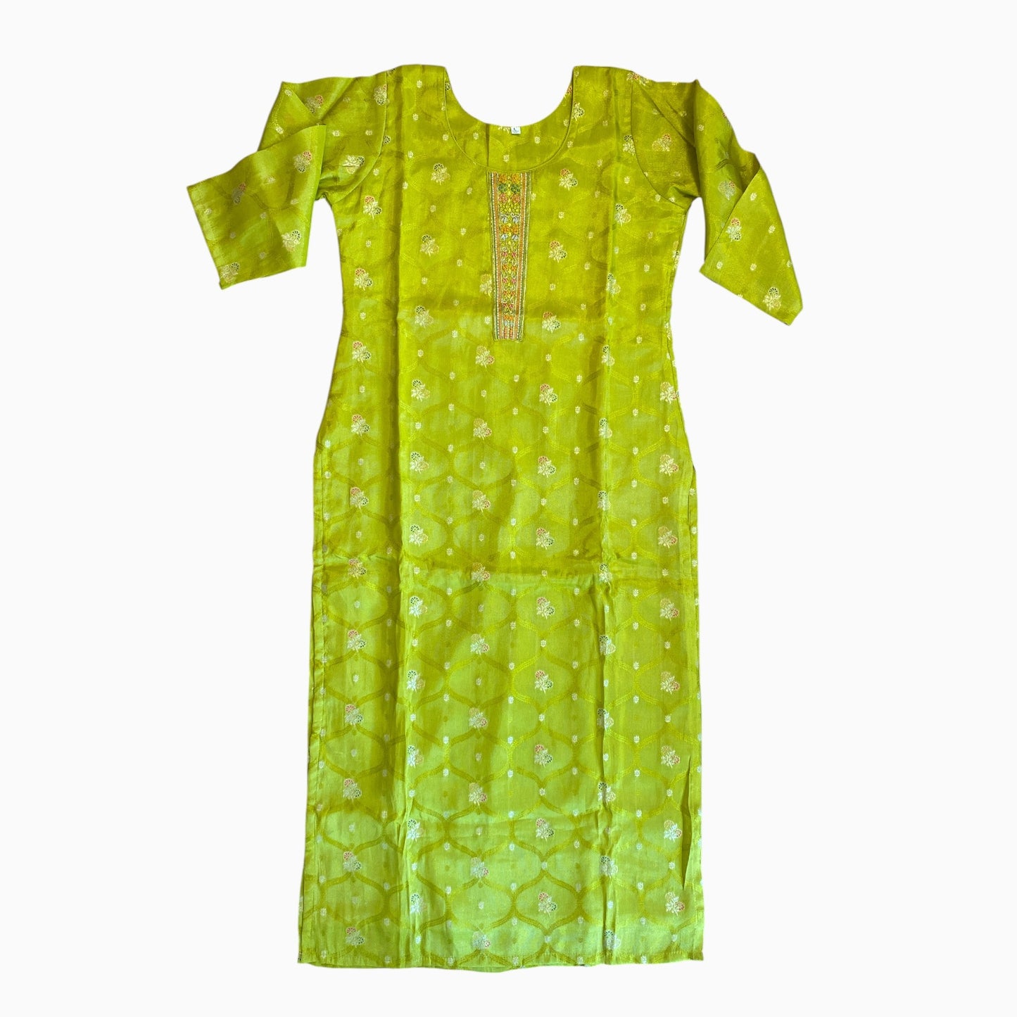 Lattice design kurta set.