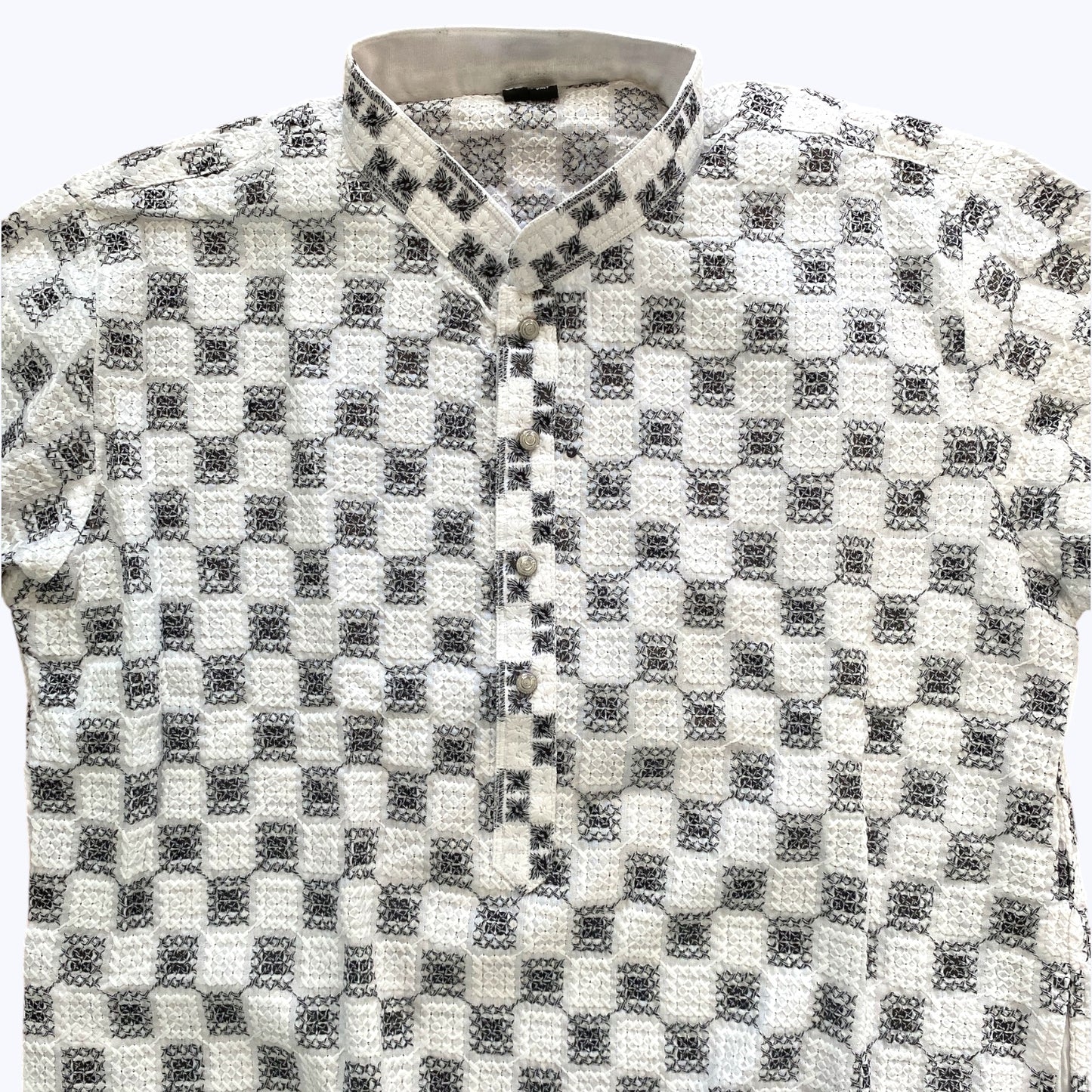 Men’s chikankari kurta set. No scarf included.