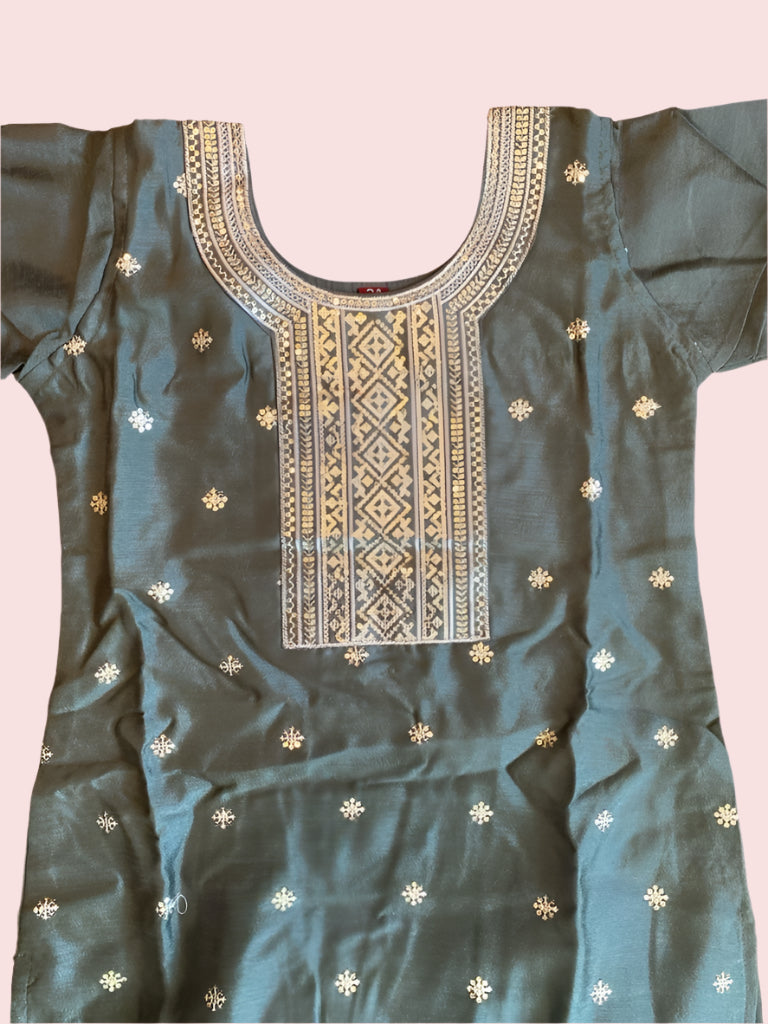 Silk kurta set for little girls
