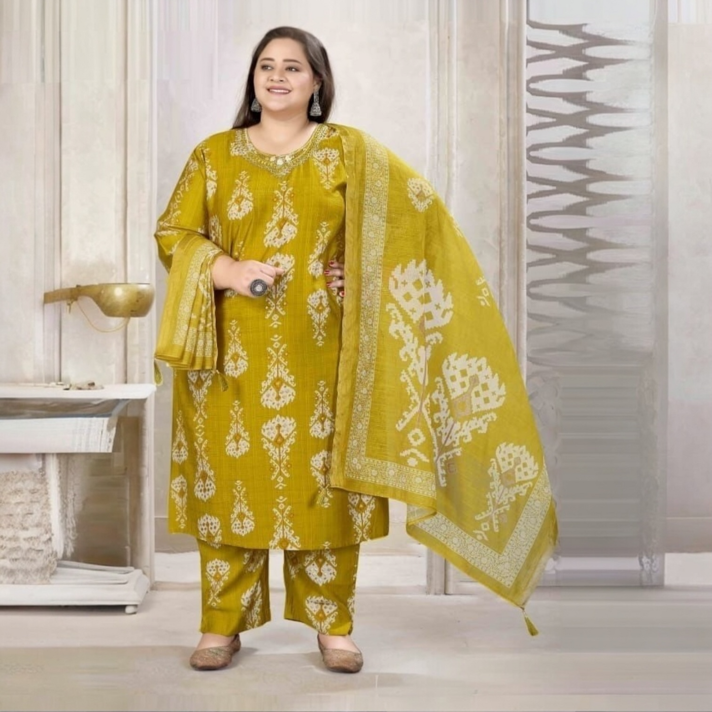 Moksh international plus size kurta set