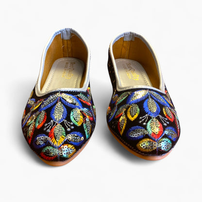 Mehka Juttis embroidered