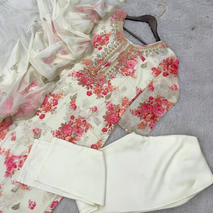 Plus size designer Salwar Suit