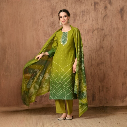 Detailed Embroidery Work – Designer Festive Suit Set for women