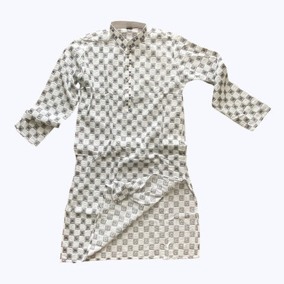 Men’s chikankari kurta set. No scarf included.