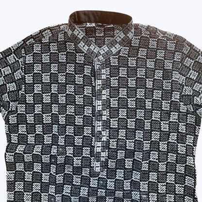 Men’s chikankari kurta set. No scarf included.