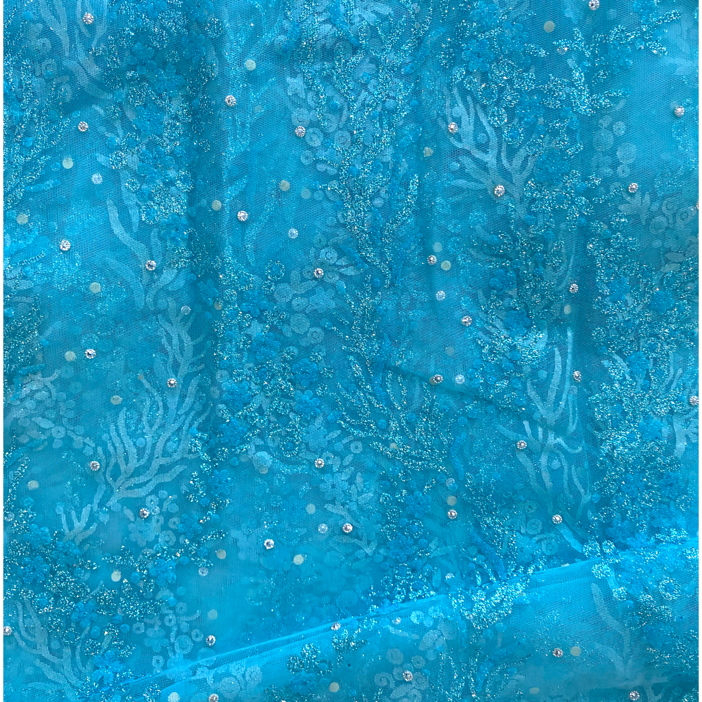 Net saree and blouse set with glitter and thread work