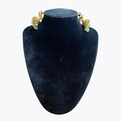 Temple necklace and earrings set