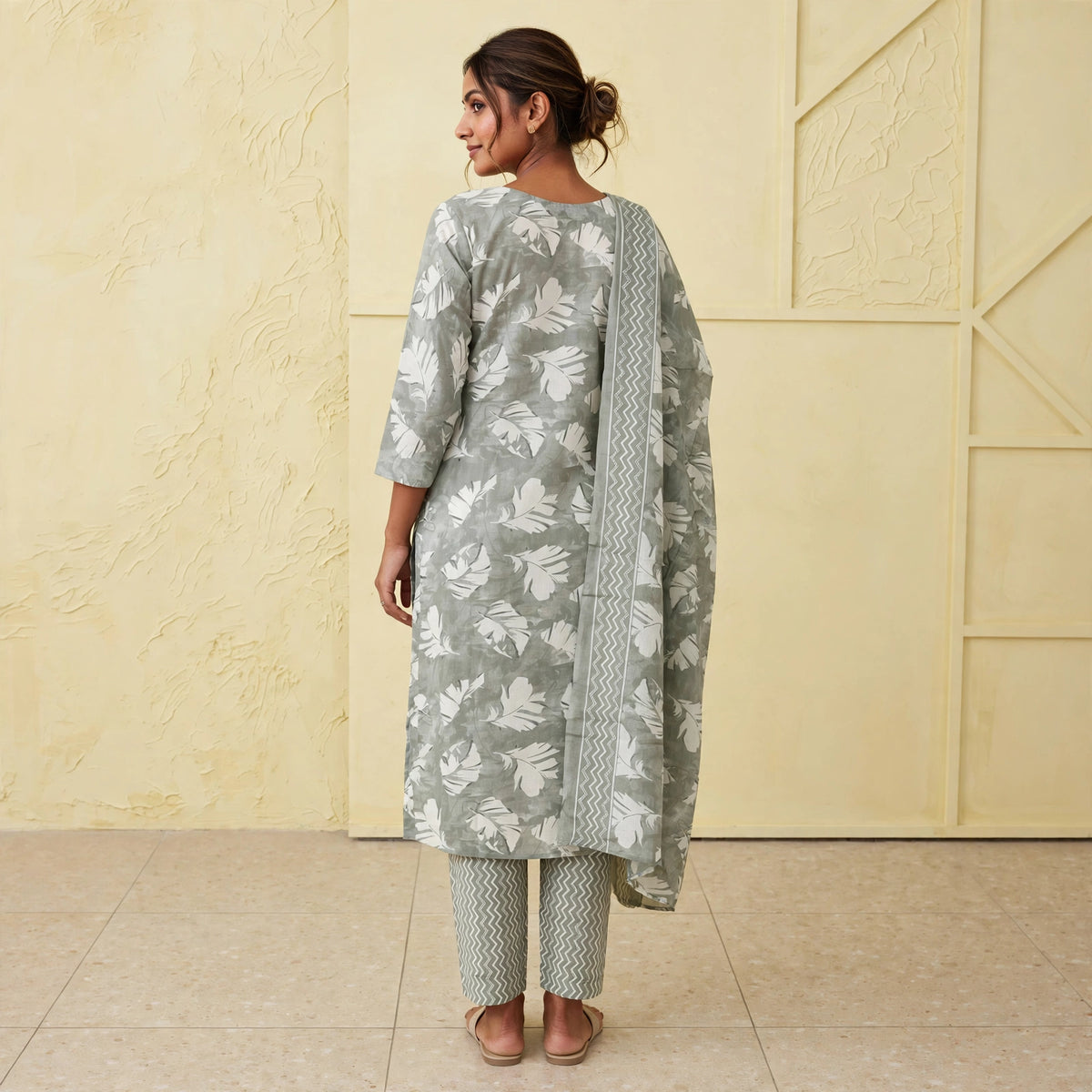 Botanical Print Straight Kurta Set