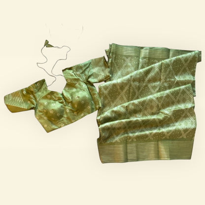 Bandhani Saree and blouse set