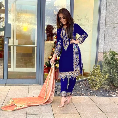 Pakistani Salwar kameez party wear