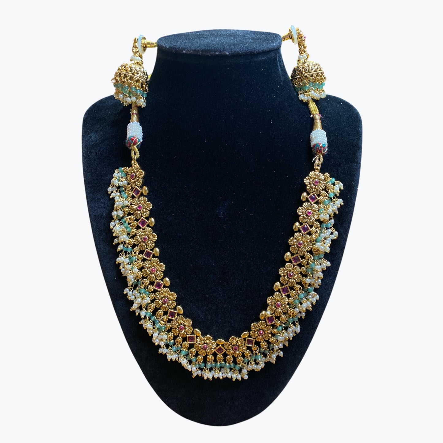 Temple necklace and earrings set