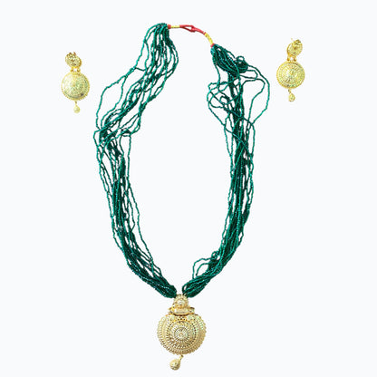 Hydro locket potey and earring sets.Long har
