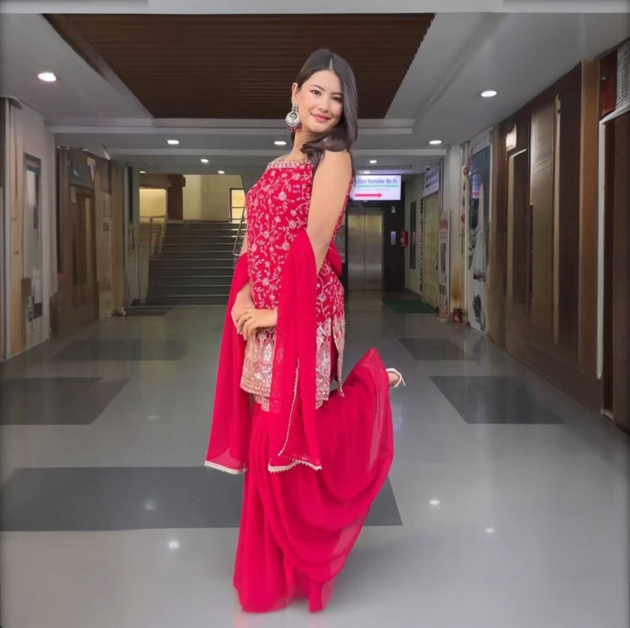 Sequin embroidery sleeveless sharara suit